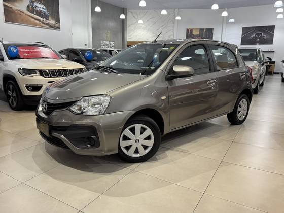TOYOTA ETIOS 1.3 X 16V FLEX 4P MANUAL TOYOTA ETIOS 1.3 X 16V FLEX 4P MANUAL